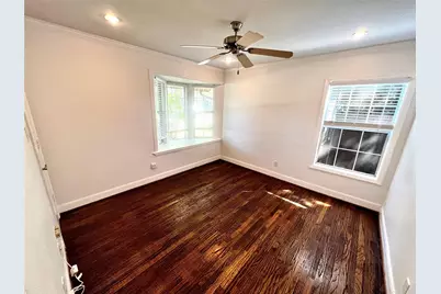 8515 Glencrest Lane, Dallas, TX 75209 - Photo 17
