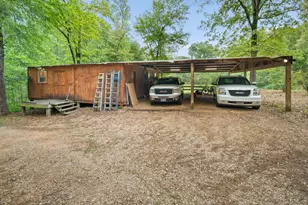 412 Vz County Rd 4505, Ben Wheeler, TX 75754 - Photo 25