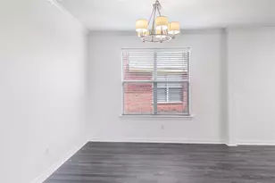 901 Saddle Dr, Euless, TX 76039 - Photo 9