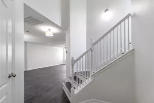 901 Saddle Dr, Euless, TX 76039 - Photo 19