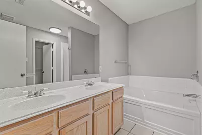 9305 Goldenview Drive, Fort Worth, TX 76244 - Photo 17