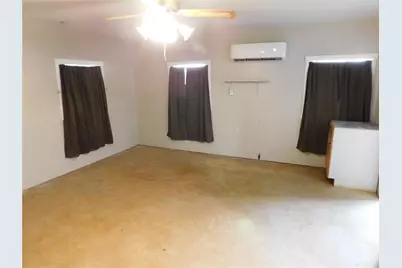 116 S Brewster Street, Rising Star, TX 76471 - Photo 9