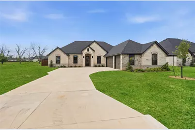 2172 Middlewood Circle, Granbury, TX 76049 - Photo 1