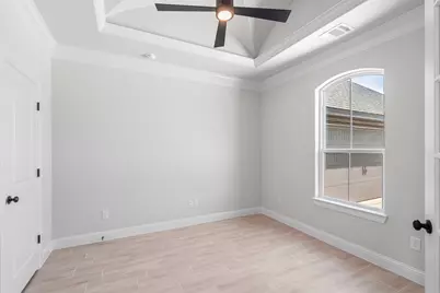 2172 Middlewood Circle, Granbury, TX 76049 - Photo 5