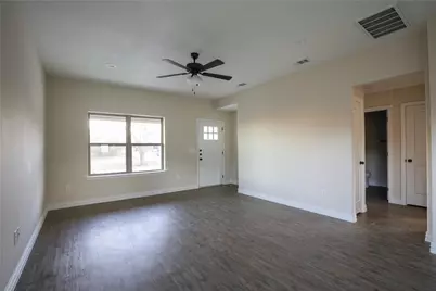 901 N Barrett Avenue, Denison, TX 75020 - Photo 9