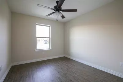 901 N Barrett Avenue, Denison, TX 75020 - Photo 7