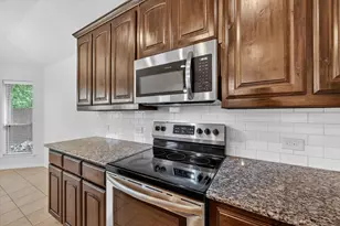 7920 Wilson Cliff Ct, White Settlement, TX 76108 - Photo 11