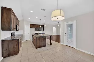 7920 Wilson Cliff Ct, White Settlement, TX 76108 - Photo 13