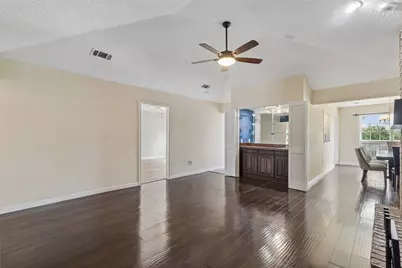 801 Country Club Place, Grand Prairie, TX 75052 - Photo 5