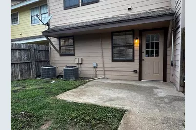 1118 Kathy Lane, Lewisville, TX 75067 - Photo 11