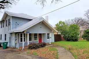2223 N Locust St, Denton, TX 76209 - Photo 3