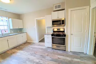 2223 N Locust St, Denton, TX 76209 - Photo 13