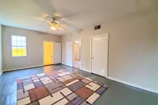 2223 N Locust St, Denton, TX 76209 - Photo 17