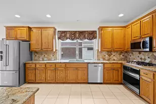 2307 Bear Run Rd, Arlington, TX 76001 - Photo 9