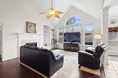 2307 Bear Run Road, Arlington, TX 76001 - Photo 13
