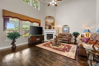 5416 Runnymede Court, Arlington, TX 76016 - Photo 5