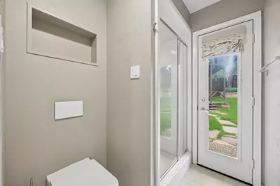 9060 Stone Creek Place, Dallas, TX 75243 - Photo 29