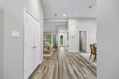 9060 Stone Creek Place, Dallas, TX 75243 - Photo 5
