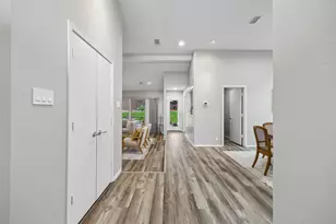 9060 Stone Creek Pl, Dallas, TX 75243 - Photo 5