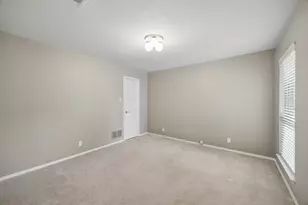 9060 Stone Creek Pl, Dallas, TX 75243 - Photo 25