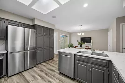 9060 Stone Creek Place, Dallas, TX 75243 - Photo 13