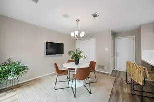 9060 Stone Creek Pl, Dallas, TX 75243 - Photo 15