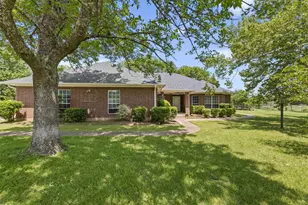 219 Friends Rd, Denison, TX 75021 - Photo 3