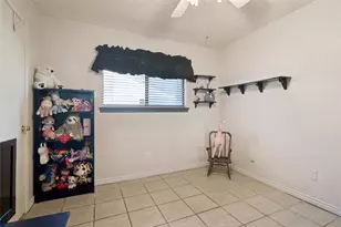 5110 Vera Cruz Dr, Garland, TX 75043 - Photo 11