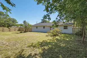 6900 Windy Hill Rd, Forest Hill, TX 76140 - Photo 29