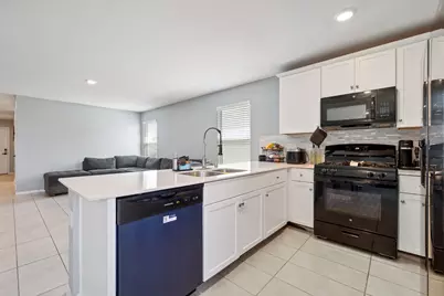 2712 Starwater Drive, Fort Worth, TX 76179 - Photo 11