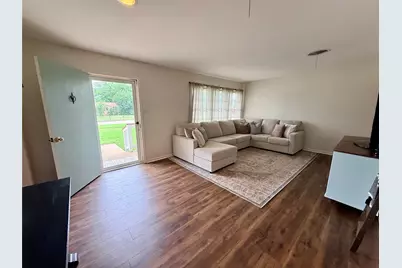 1346 Hillcrest Drive, Graham, TX 76450 - Photo 3