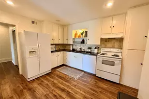 1346 Hillcrest Dr, Graham, TX 76450 - Photo 5