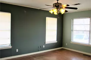 709 Jannie St, Denton, TX 76209 - Photo 5