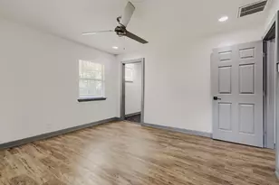 3250 St Croix Dr, Dallas, TX 75229 - Photo 13