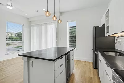 2217 N Fitzhugh Avenue #203, Dallas, TX 75204 - Photo 17