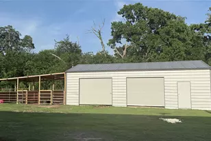 198 Railroad Dr, Mabank, TX 75156 - Photo 3