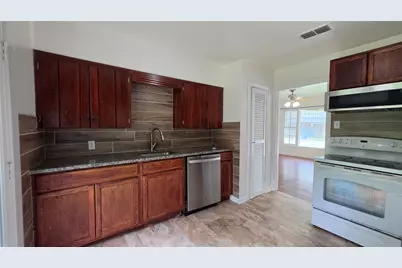 1111 Avenue A, Denton, TX 76201 - Photo 11
