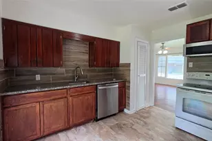 1111 Ave A, Denton, TX 76201 - Photo 11