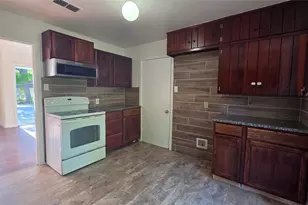 1111 Ave A, Denton, TX 76201 - Photo 5