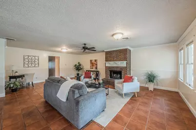 5828 Westcrest Drive W, Edgecliff Village, TX 76134 - Photo 7