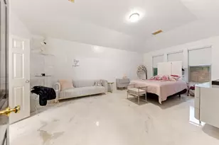 7096 Carmona, Grand Prairie, TX 75054 - Photo 11