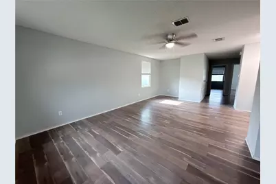 2032 Cap Rock Lane, Grand Prairie, TX 75052 - Photo 7
