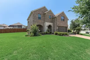 2824 Village Creek St, Celina, TX 75078 - Photo 3