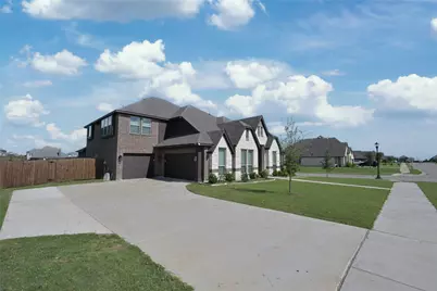 12600 Eagles Bluff, Godley, TX 76044 - Photo 3