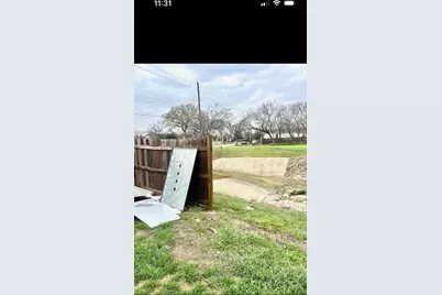 605 S Bradshaw Street, Denton, TX 76205 - Photo 15