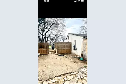 605 S Bradshaw Street, Denton, TX 76205 - Photo 5
