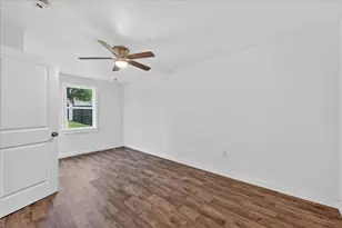 538 Pemberton Hill Rd, Dallas, TX 75217 - Photo 15