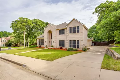 801 Timberwolf Court, Crowley, TX 76036 - Photo 3