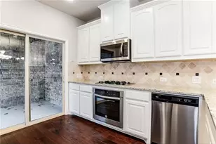 321 Tottenham Ct, McKinney, TX 75072 - Photo 7