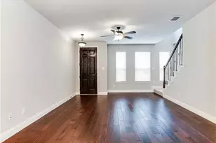 321 Tottenham Ct, McKinney, TX 75072 - Photo 9